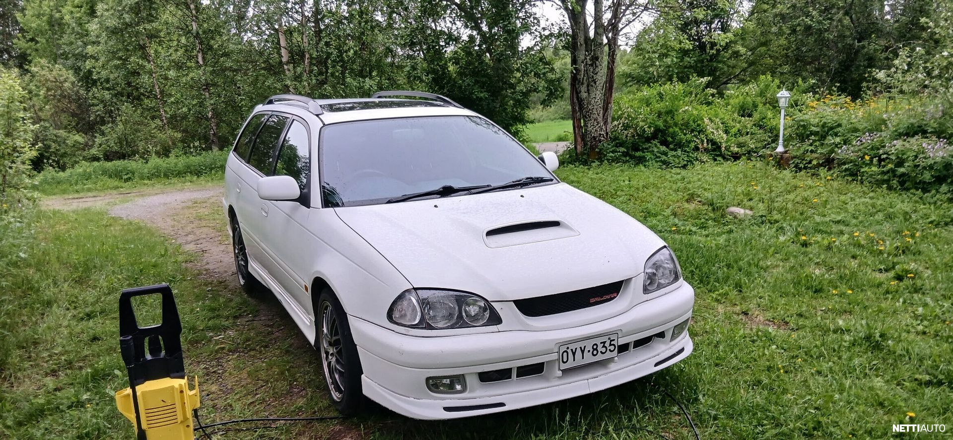 Toyota Caldina