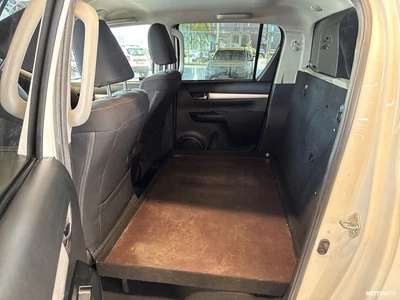 Toyota Hilux 2022, photo 5/22