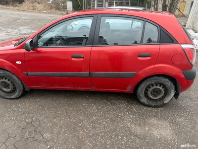 Kia Rio 2006, photo 5/10