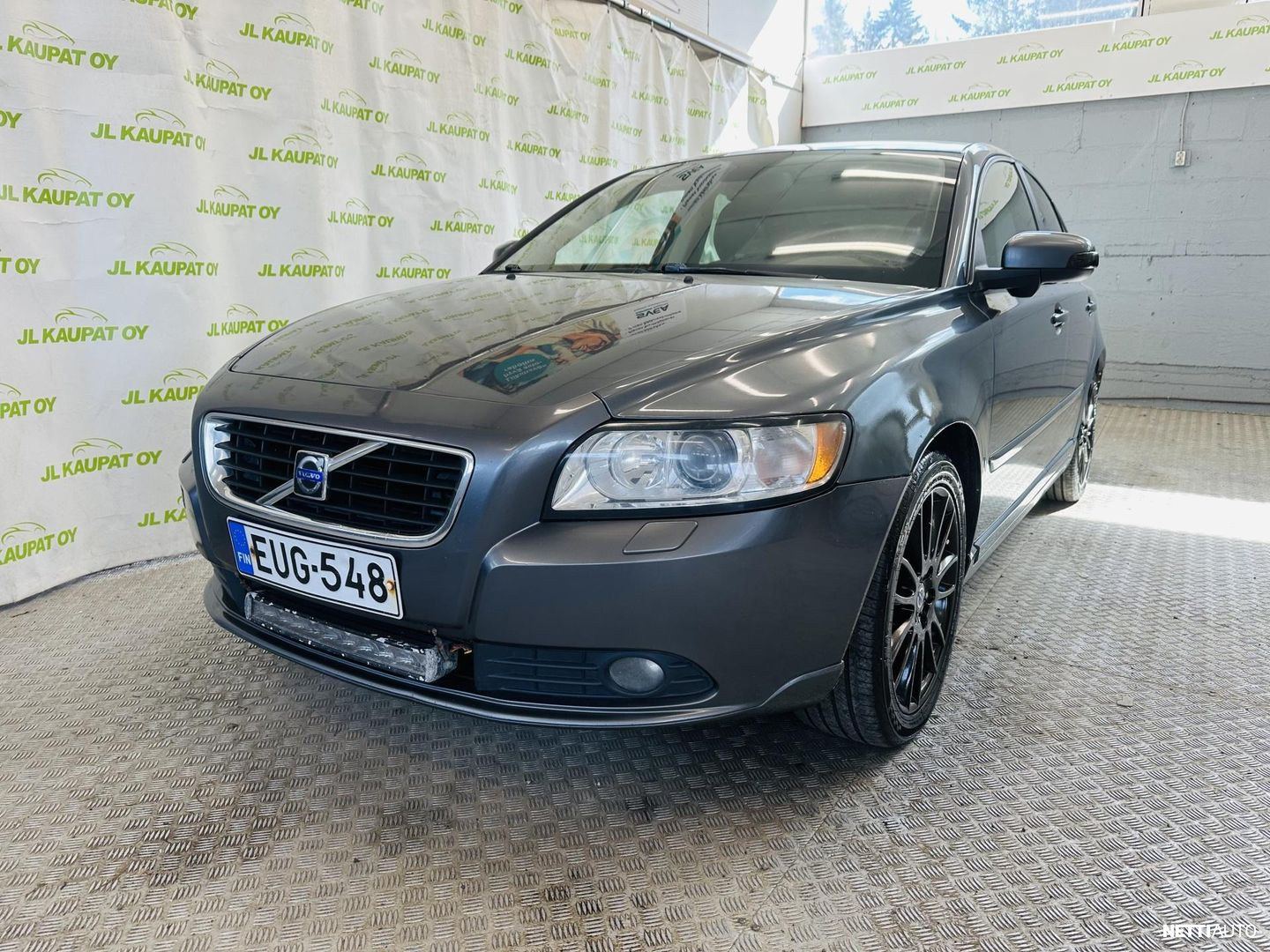 Volvo S40