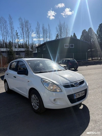 Hyundai i20 2012, kuva 6/8