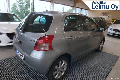 Toyota Yaris 2009, photo 3/8