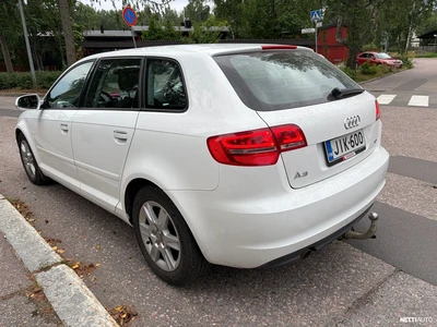 Audi A3 2011, photo 2/5
