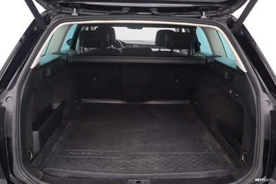 Volkswagen Passat 2018, kuva 7/35