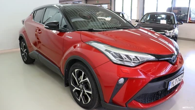 Toyota C-HR 1,8 Hybrid Intense 2020, kuva 6/19