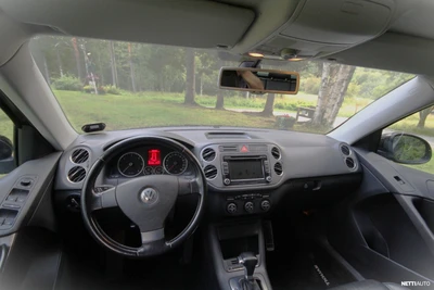 Volkswagen Tiguan 2009, photo 7/10