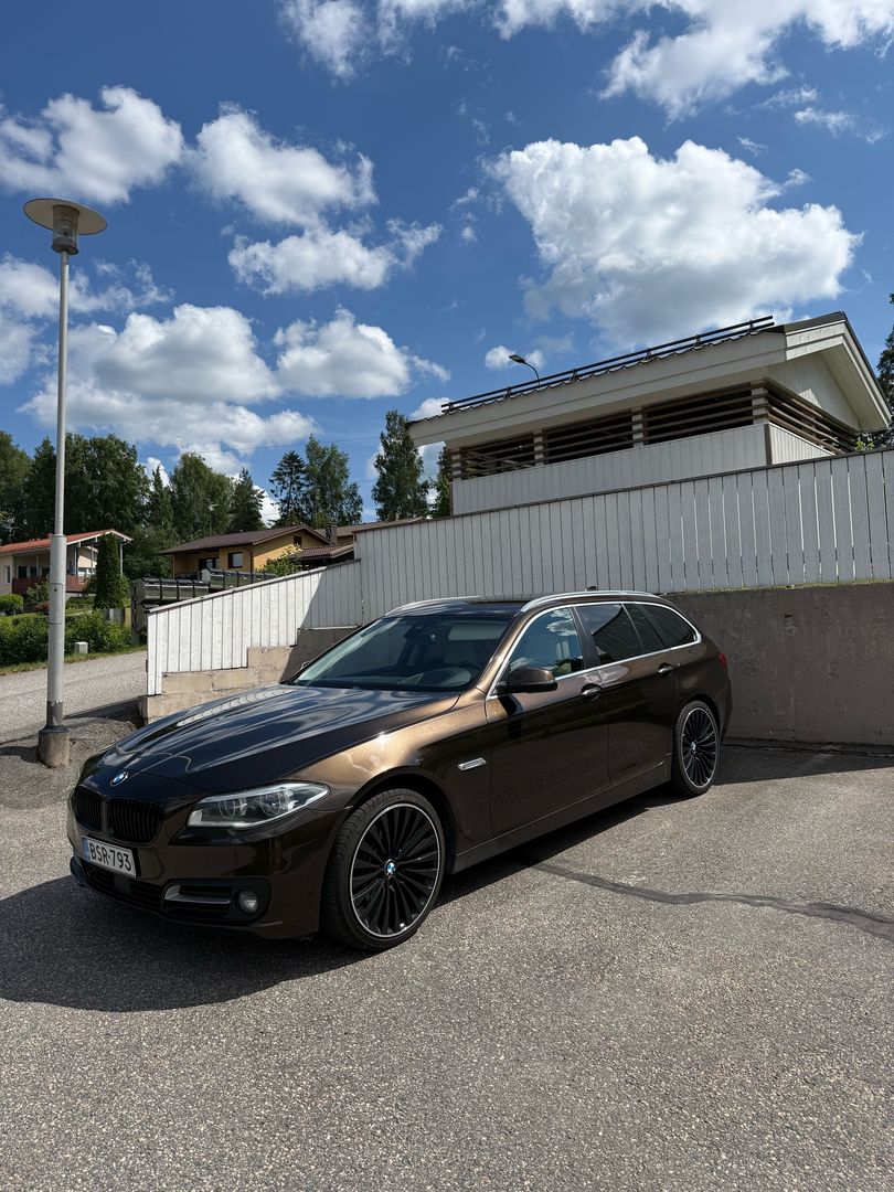 BMW 530
