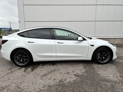 Tesla Model 3 Standard Range Plus 2021, kuva 7/16