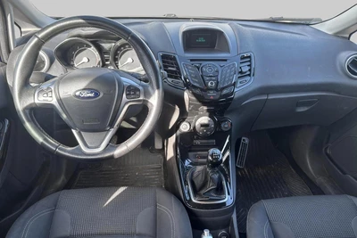 Ford Fiesta 2015, photo 2/3