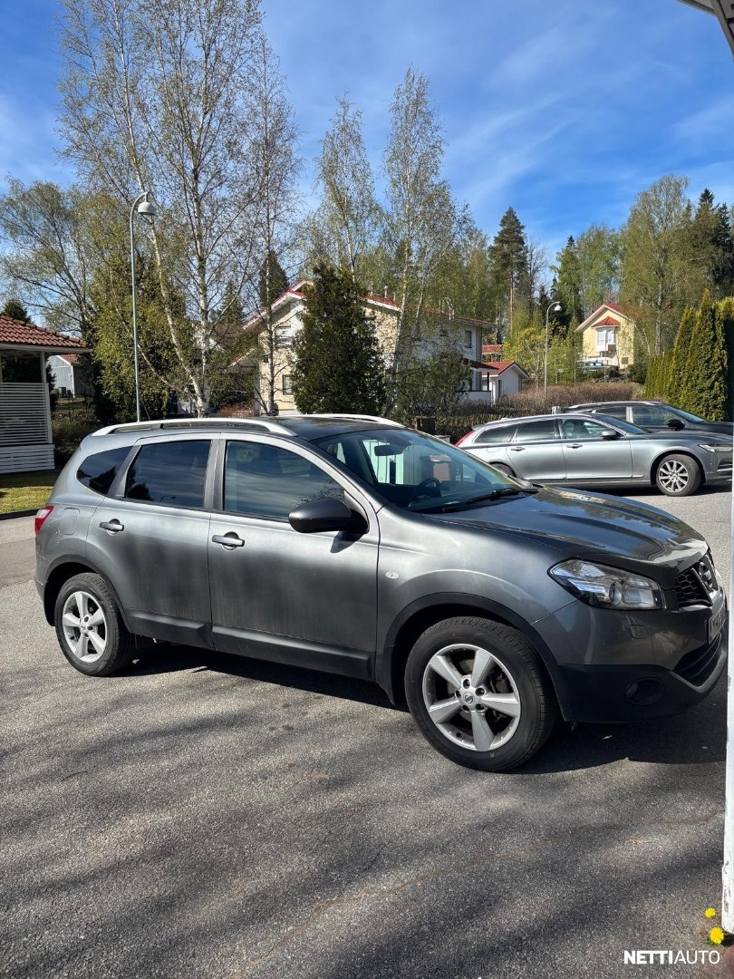 Nissan Qashqai+2