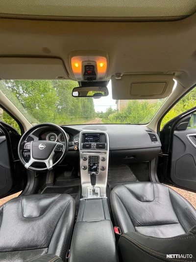 Volvo XC60 D5 AWD Summum aut 2012, kuva 3/10