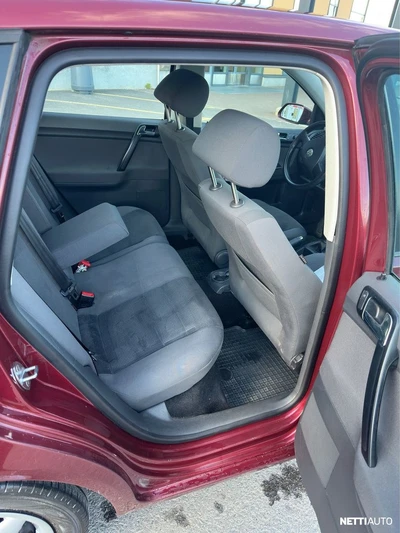 Volkswagen Polo 2009, kuva 7/17