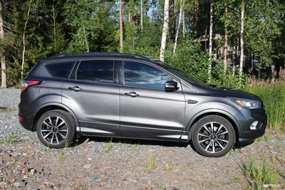 Ford Kuga 2017, kuva 5/10