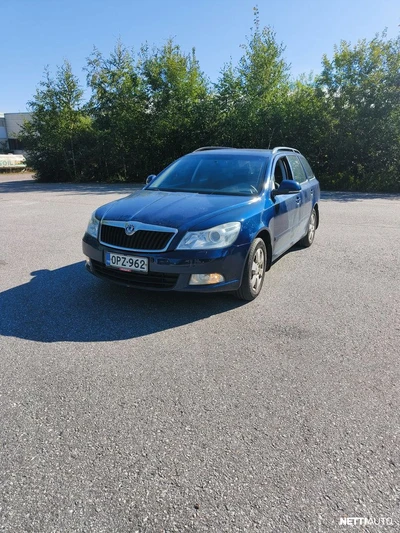 Skoda Octavia 2010, kuva 1/7