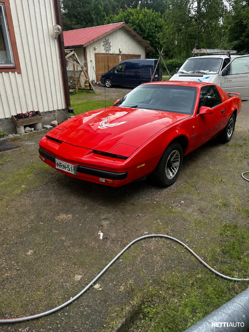 Pontiac Firebird