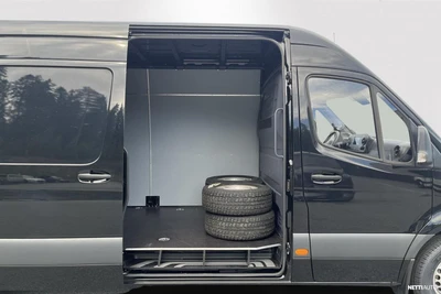 Mercedes-Benz Sprinter 2025, photo 6/20