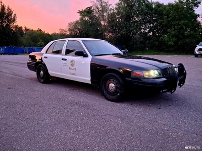 Ford Crown Victoria Police interceptor 2011, photo 7/11