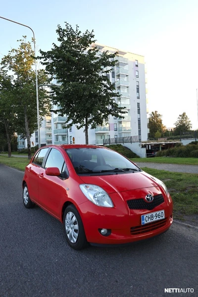 Toyota Yaris 2009, photo 2/10