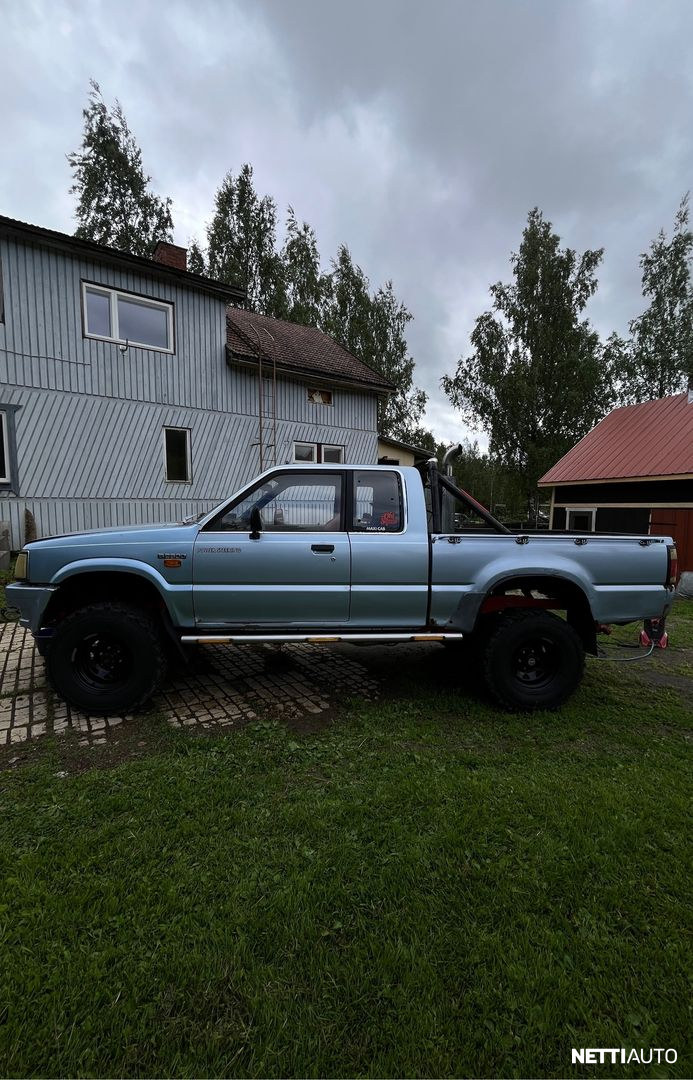 Mazda B2600