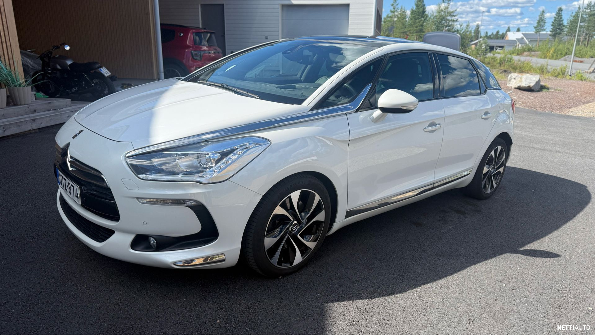 Citroen DS5