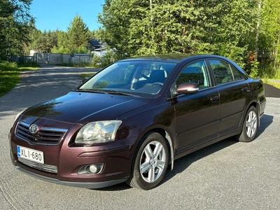 Toyota Avensis 2006, kuva 1/10