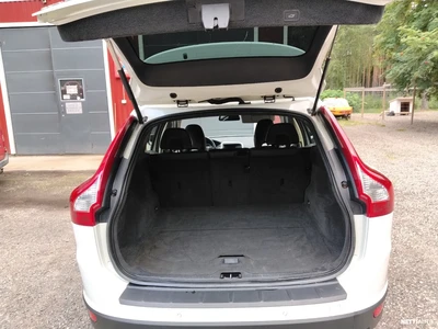 Volvo XC60 2011, kuva 7/10