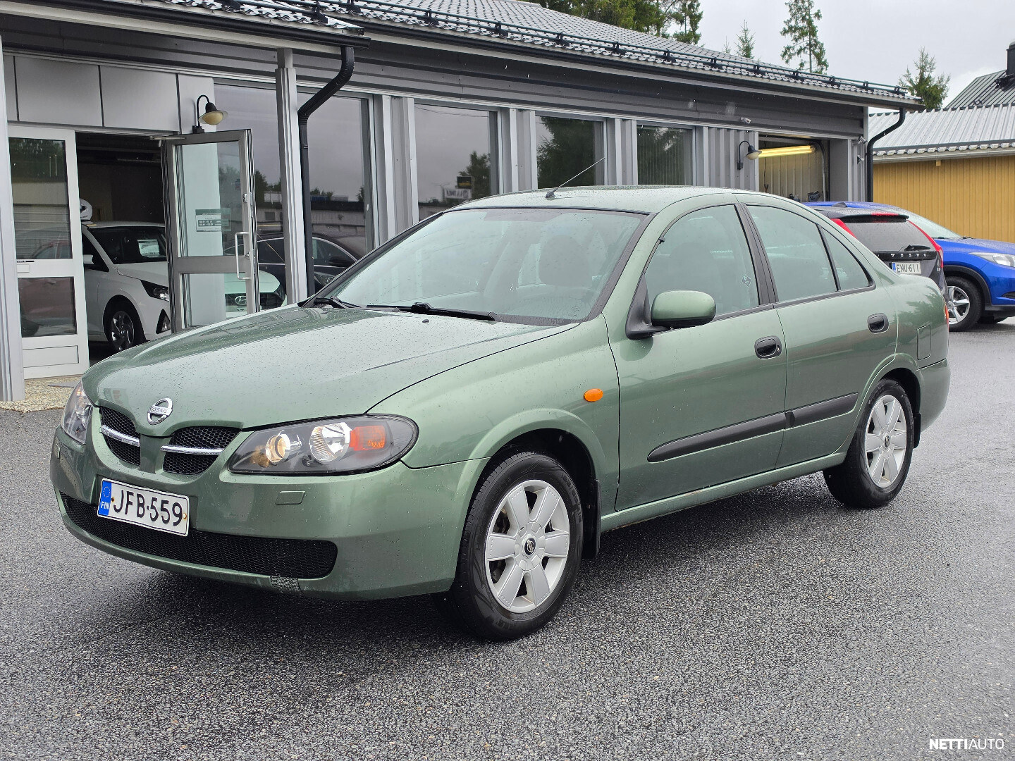 Nissan Almera