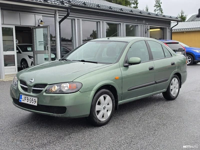 Nissan Almera 2003, photo 1/10