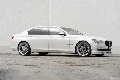 BMW 750 750i L 2009, photo 4/26