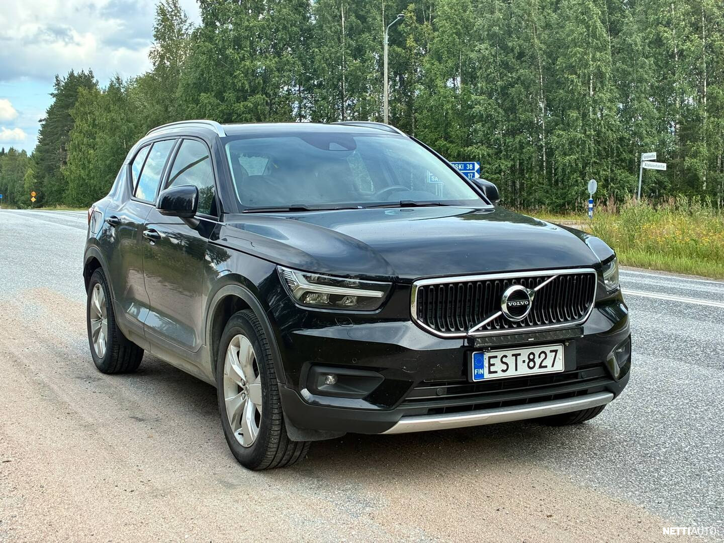 Volvo XC40