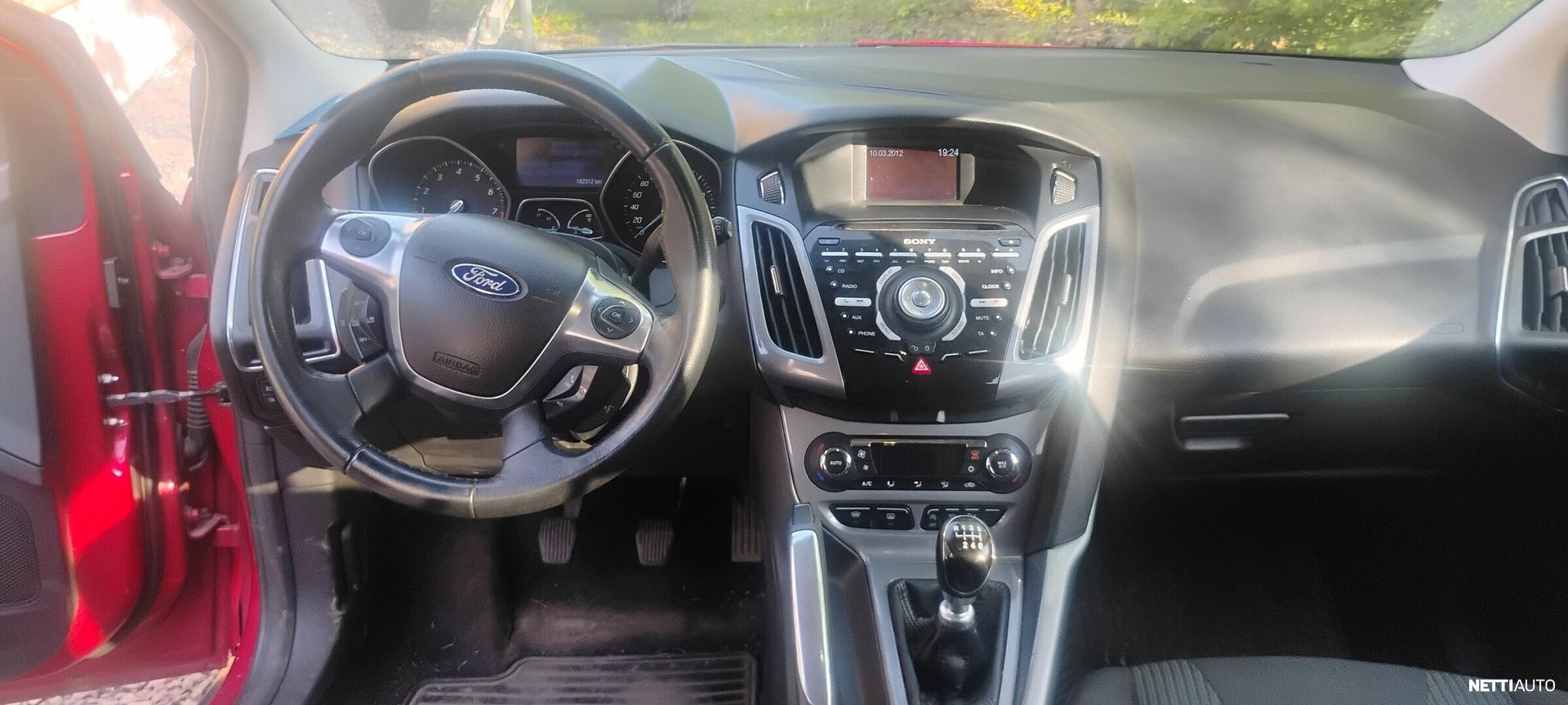 Ford Focus 2012, kuva 7/11