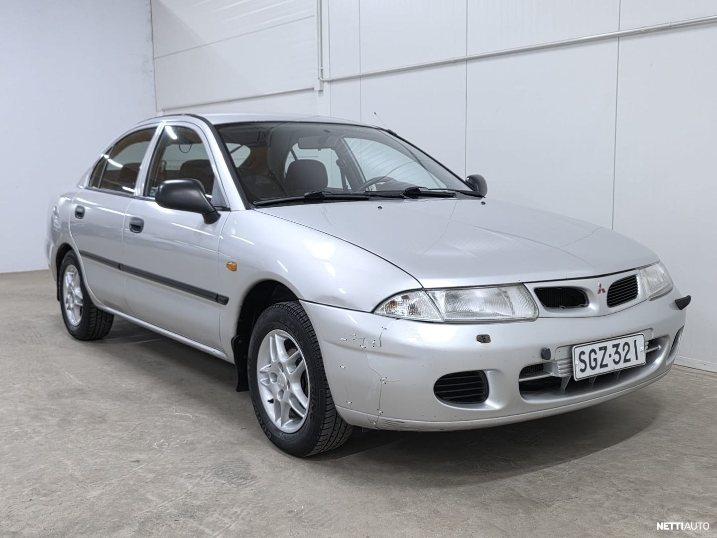 Mitsubishi Carisma