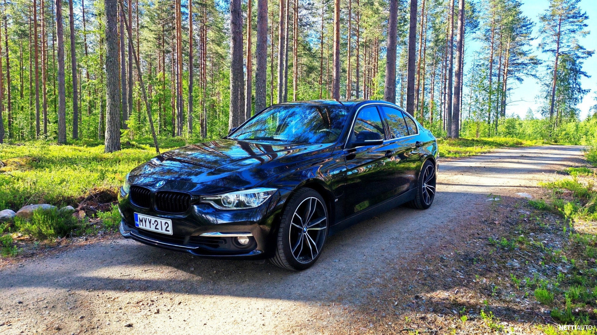 BMW 330