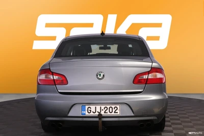 Skoda Superb 2011, kuva 7/10
