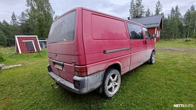 Volkswagen Transporter 2001, kuva 2/6