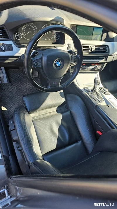 BMW 530 2011, photo 6/8