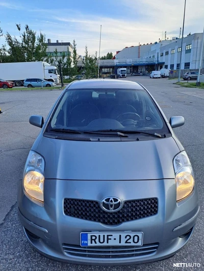 Toyota Yaris NA 2006, photo 4/14
