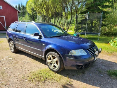 Volkswagen Passat 2002, kuva 1/17