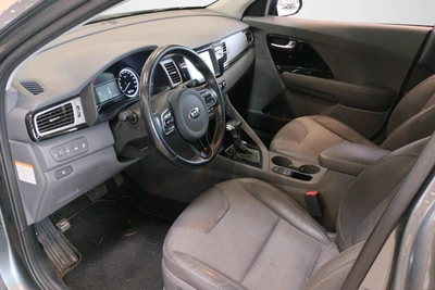Kia Niro 1,6 GDI Hybrid EX DCT 2017, photo 7/24