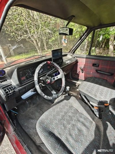 Volkswagen Caddy 1988, photo 4/4