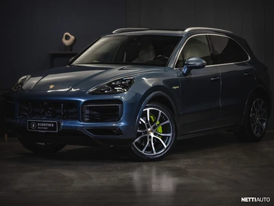 Porsche Cayenne 2019, kuva 1/10