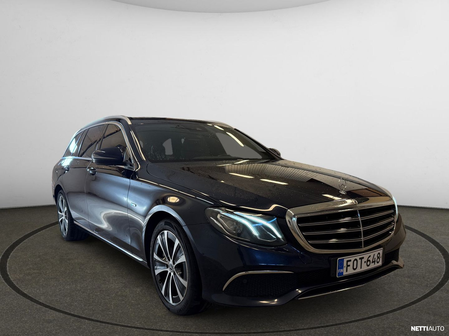 Mercedes-Benz E