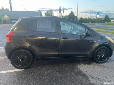 Toyota Yaris 1,4 D-4D Linea Terra 5ov 2010, photo 2/10