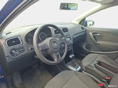 Volkswagen Polo 2010, kuva 3/4