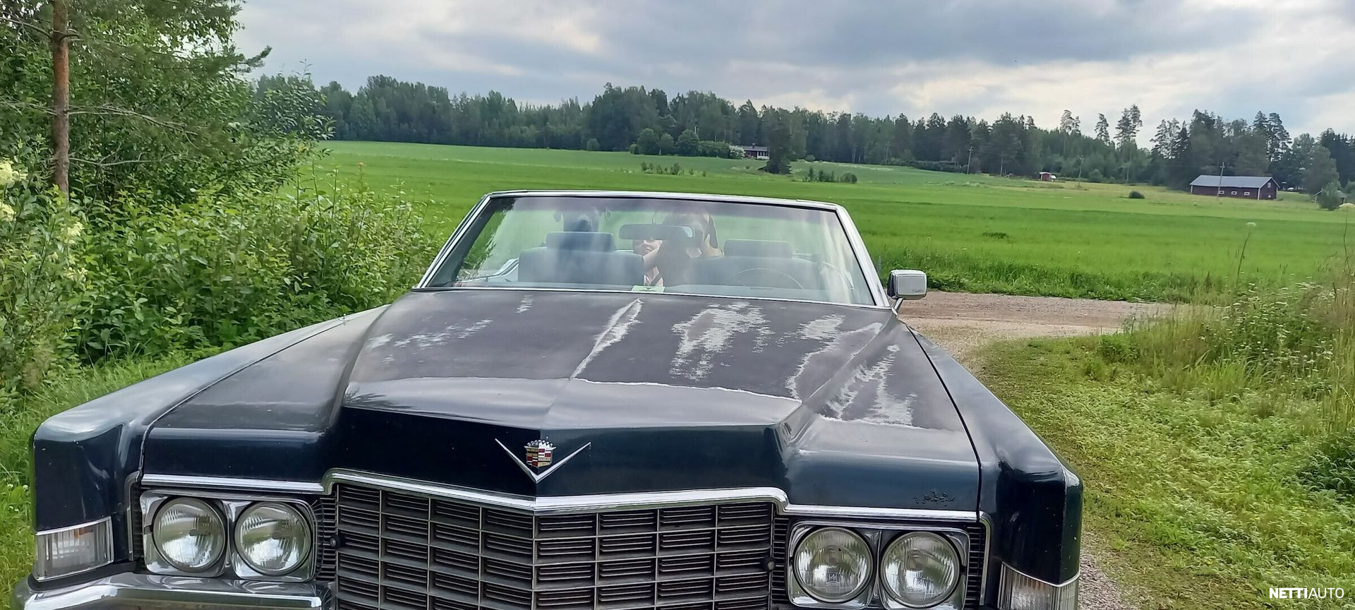Cadillac De Ville