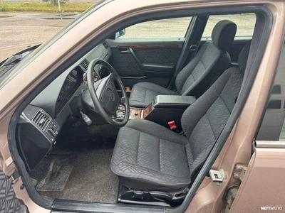 Mercedes-Benz C 1993, kuva 7/13