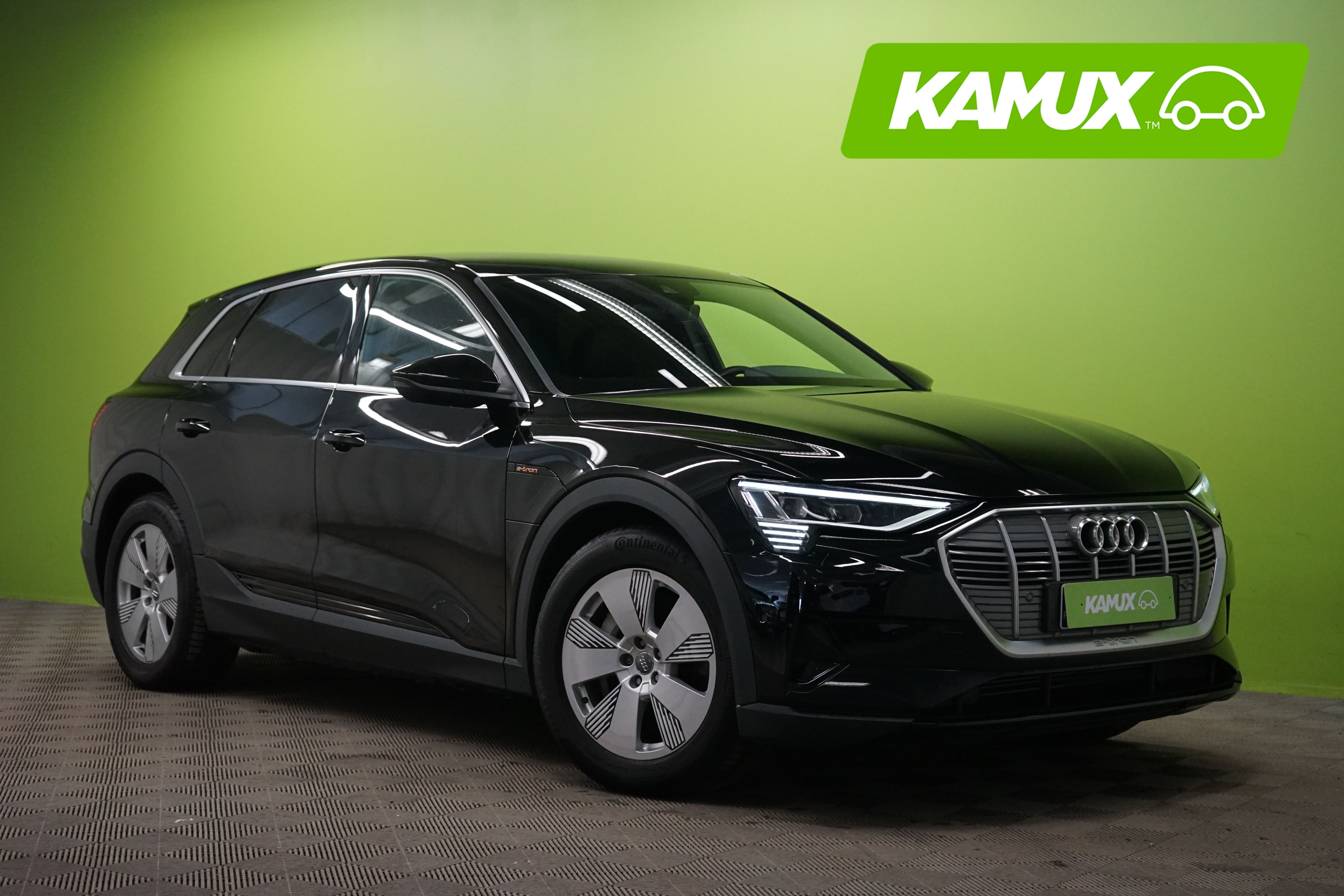 Audi e-tron 55 quattro * 2x renkaat ja vanteet *