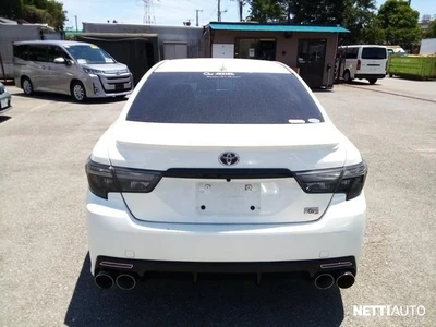 Toyota Mark X 2013, kuva 4/9