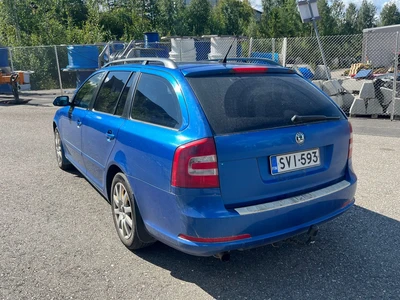 Skoda Octavia Combi 2,0 TFSI RS 2006, kuva 3/10