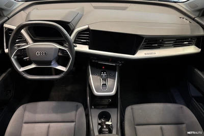 Audi Q4 e-tron 40 e-tron 2023, photo 7/10